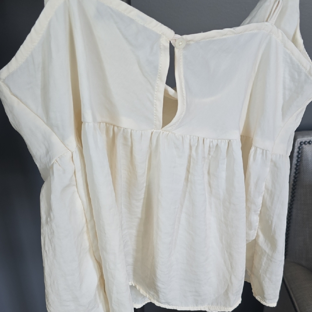 American Eagle Elegant Cream Spaghetti Strap Top Sz. M - Picture 6 of 7